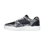 خرید کفش مشکی مردانه اسکچرز مدل 183902 BLK Koopa - Spy x Family Skechers اورجینال طرح انیمه‌ای با کفی مموری فوم از سایت ایران اسکیچرز